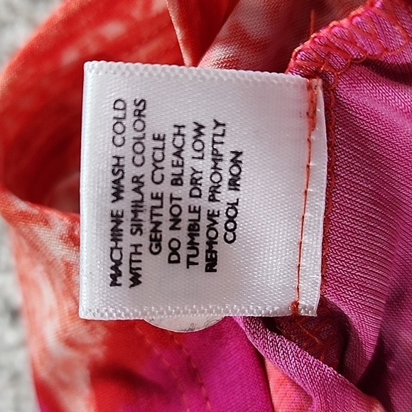 Natori V-Neck Ruched Short Sleeve Geometric Blouse Size Large - Picture 9 of 10